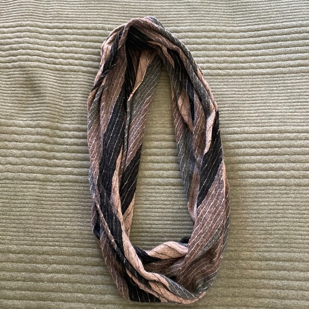 Vince brown, black, cream circle scarf
